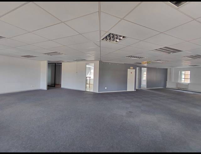 288M² OFFICE TO LET IN FOURWAYS